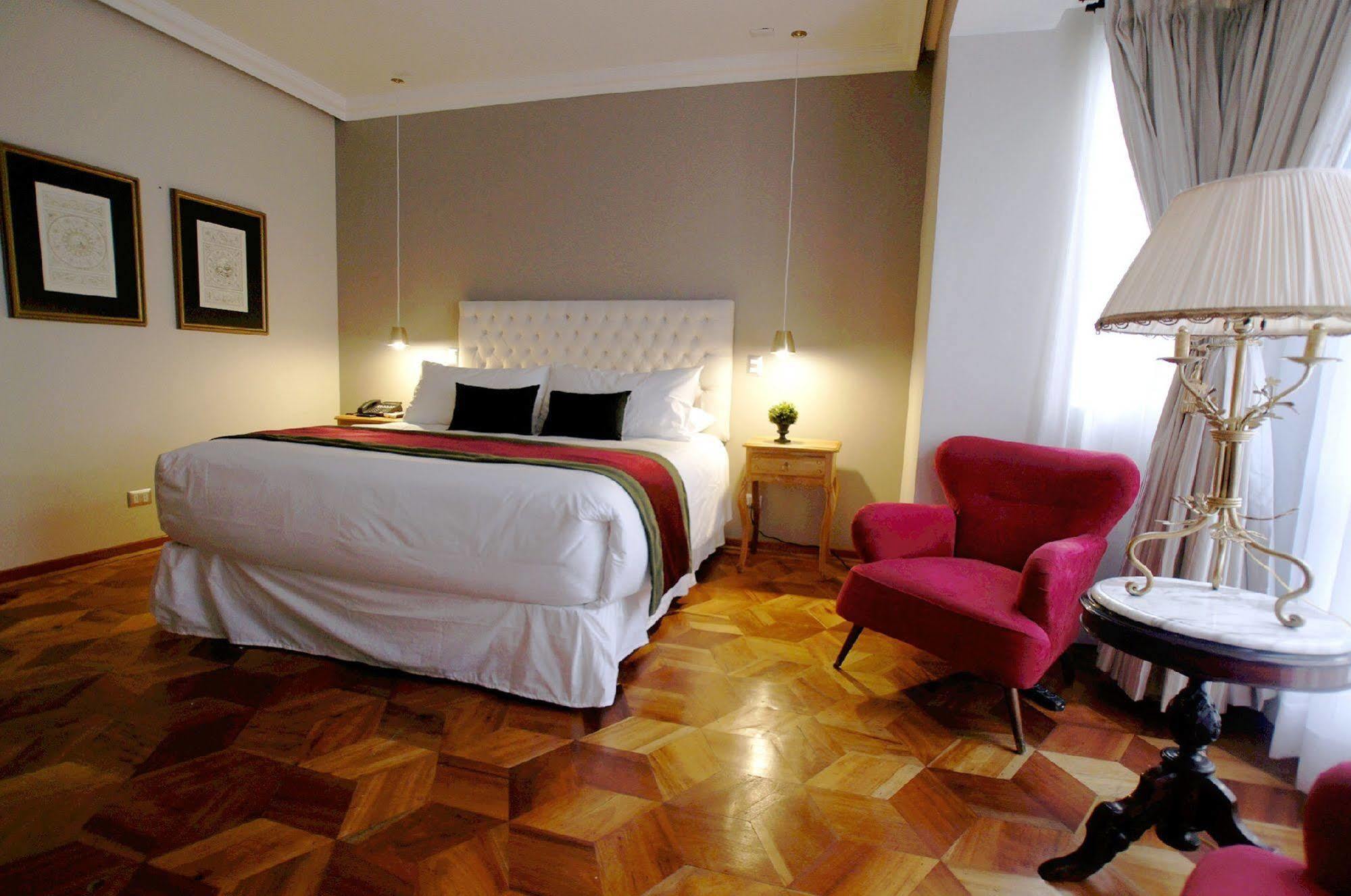 Quiral Hotel Boutique Santiago Exterior photo